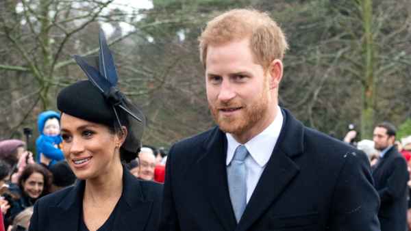 Prince Harry Leaves Pregnant Duchess Meghan at Home As He Visits London Pub