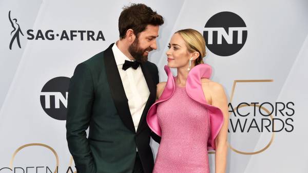 SAG Awards: 2019: Emily Blunt Gushes Over Husband and Costar John Krasinski After ‘A Quiet Place’ Win