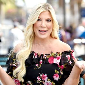Tori-Spelling-Ordered-to-Pay-American-Express