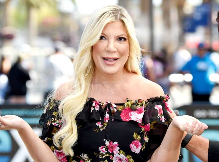 Tori-Spelling-Ordered-to-Pay-American-Express