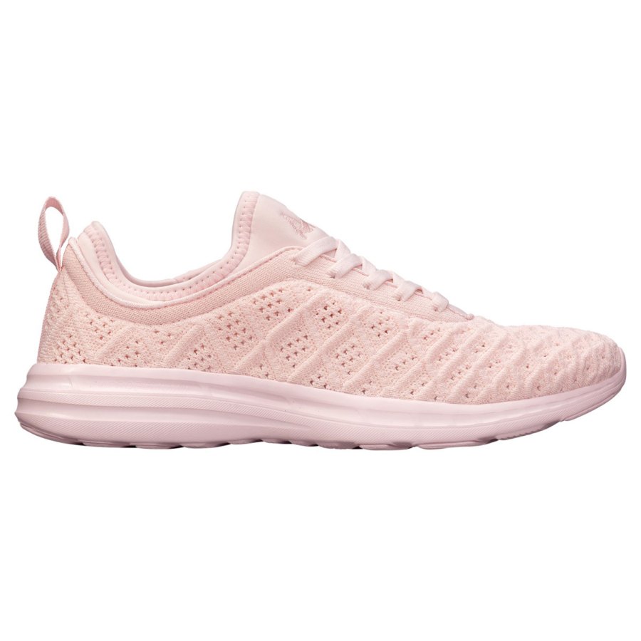 Valentine's Day Gift Guide 2019: Beauty and Fashion Ideas for the Lady in Your Life