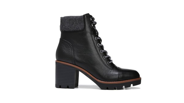 naturalizer varuna boot