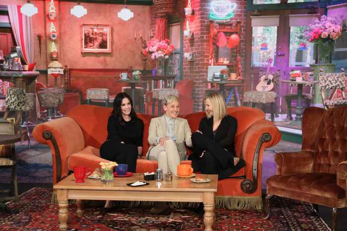 Ellen Recreates Central Perk With Courteney Cox - and 'Friends' Costar Lisa Kudrow Drops by