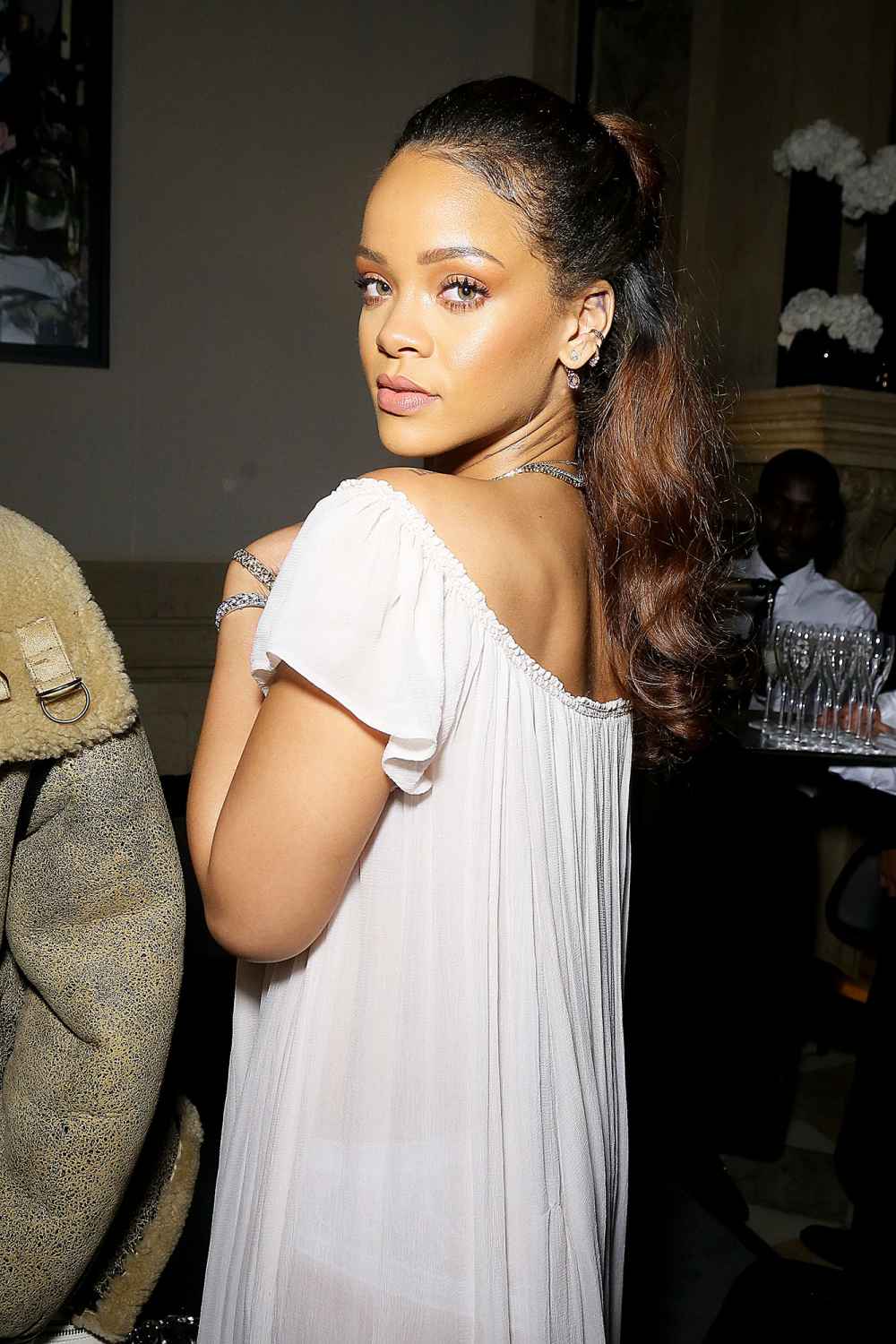 Rihanna¹s Everyday Makeup Tutorial Is Full of Secrets