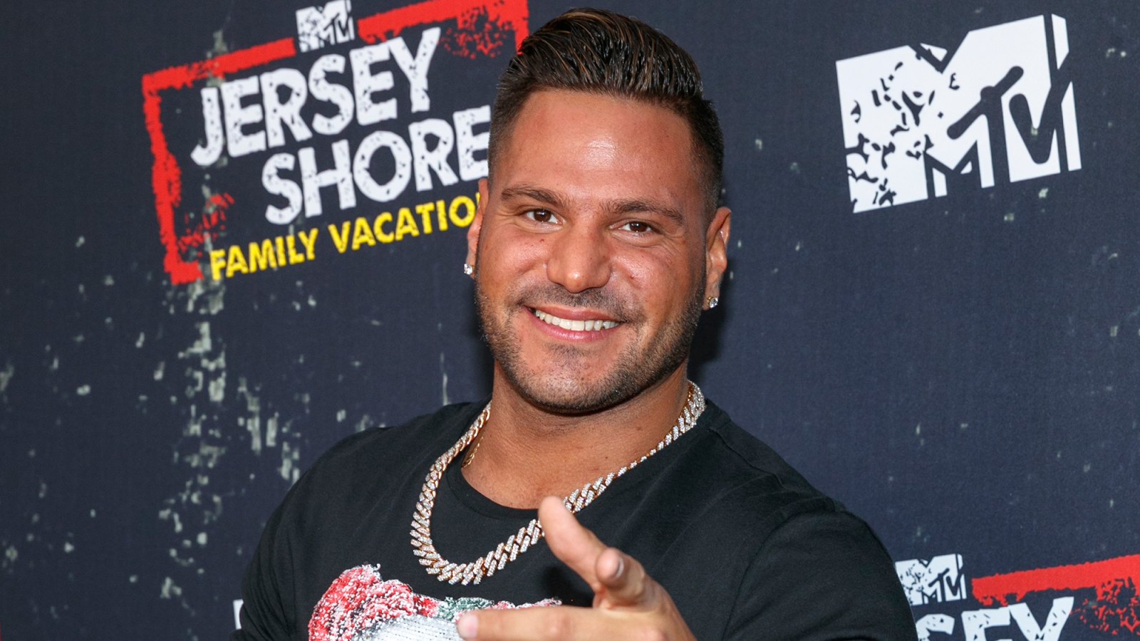 Ronnie Ortiz-Magro person of interest robbery