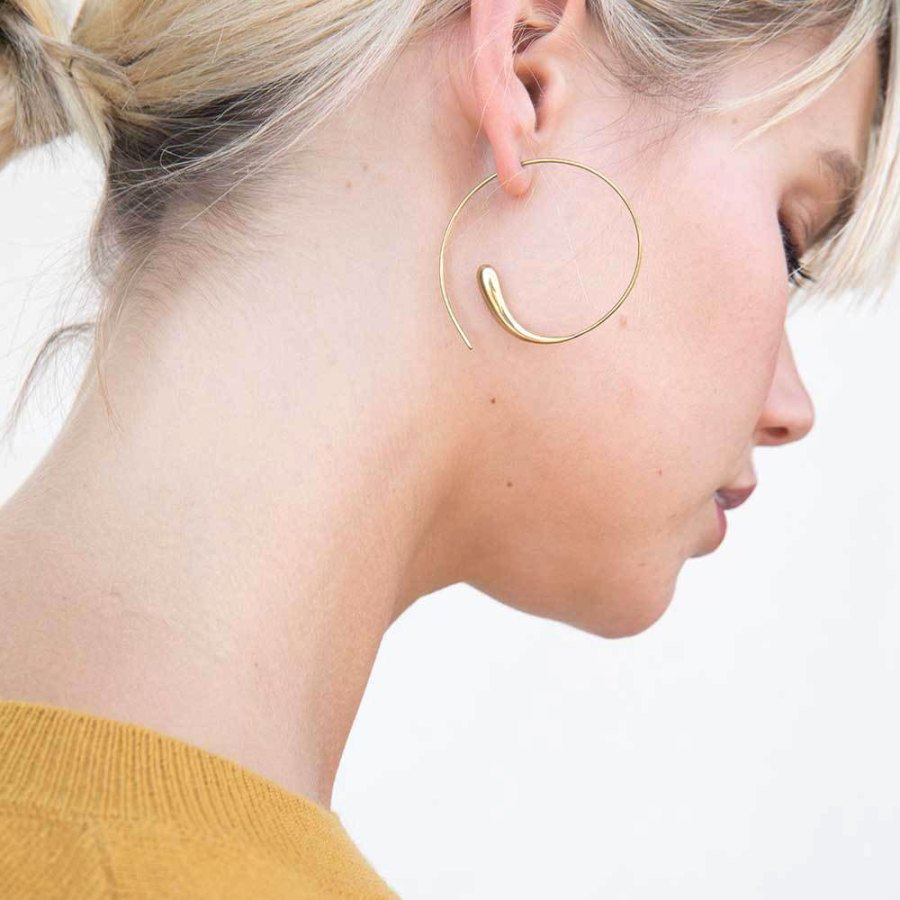 Sustainable hoop earrings