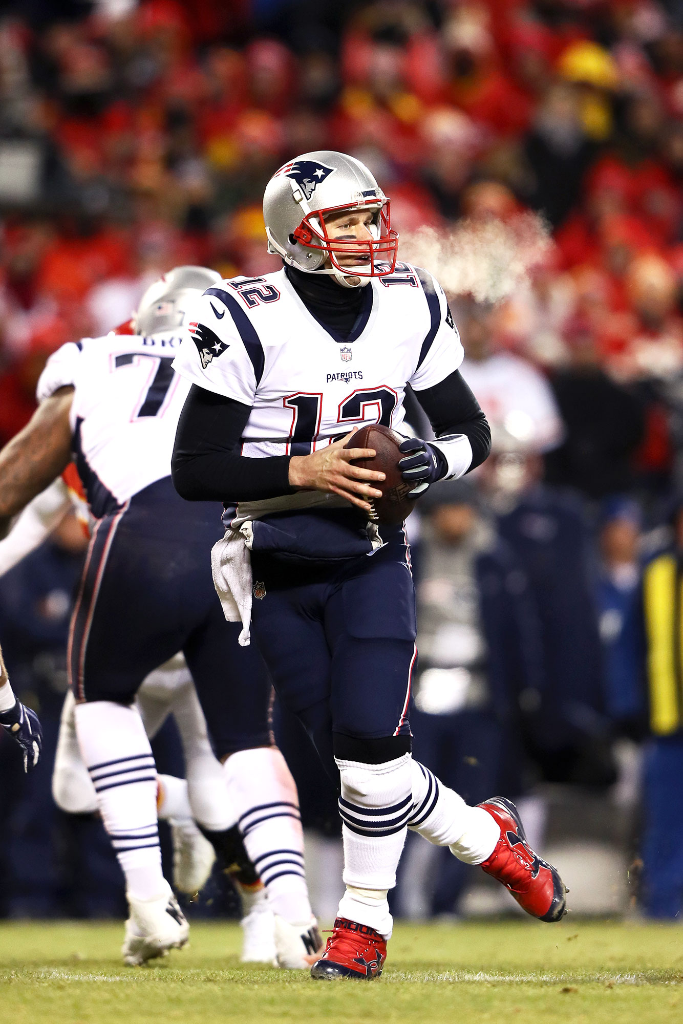Tom Brady #12 of the New England Patriots super bowl