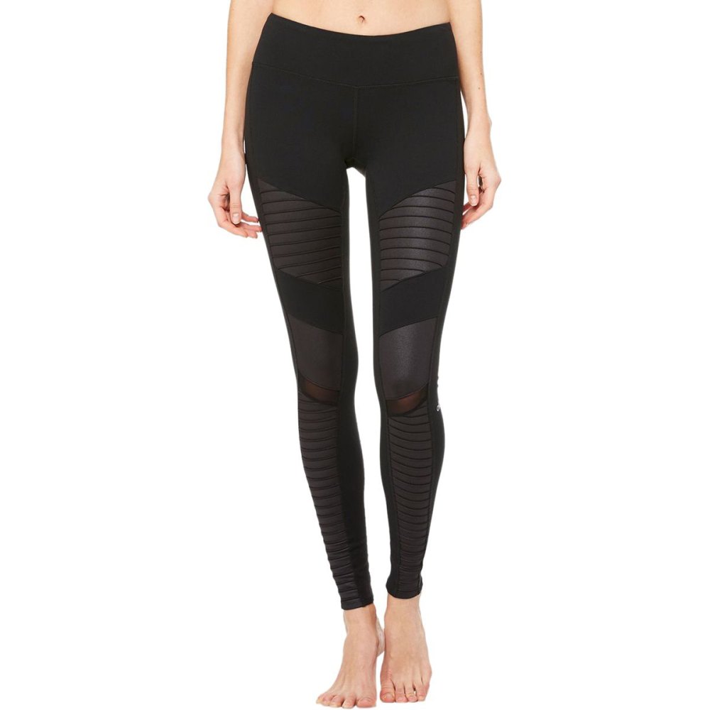 What's the Real Difference Between Yoga Pants and Leggings? We're