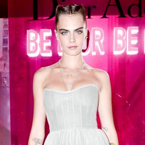 Cara-Delevingne-Is-the-Face-of-the-New-Dior-Addict-Stellar-Shine-Lipstick-Campaign