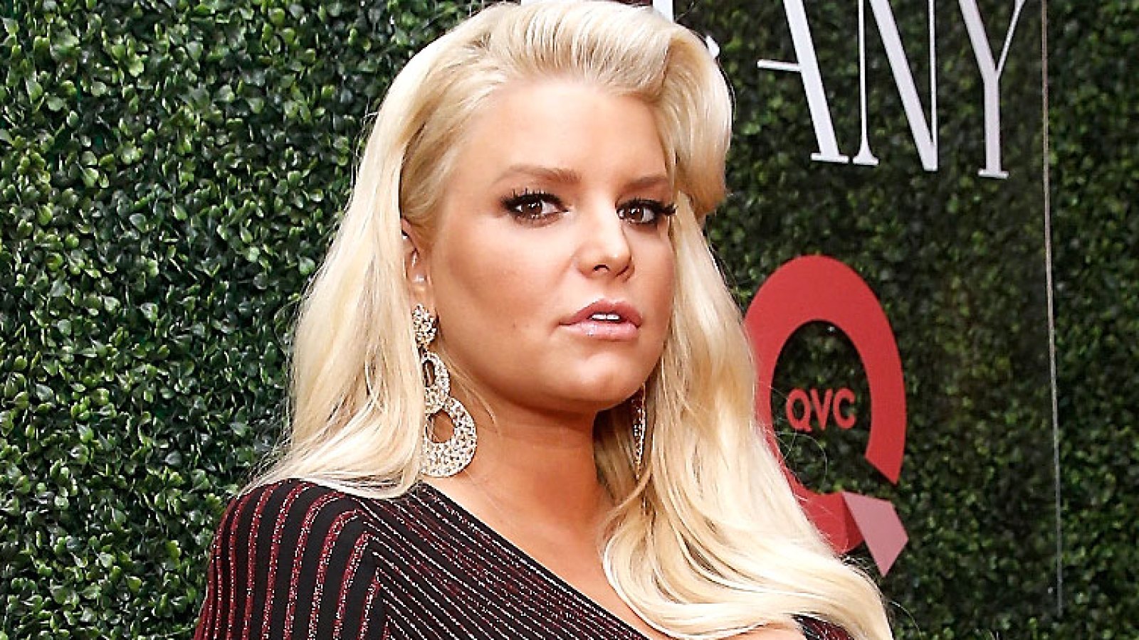 Jessica Simpson Details Her Painful Month Before Birth of Baby No. 3