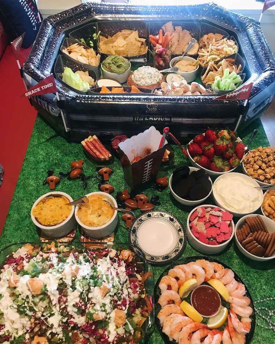 Kelly Ripa, Bethenny Frankel and More Share Their Super Bowl Sunday Eats
