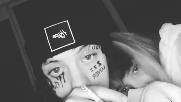 Lil Xan Fiance Annie Smith Pregnant