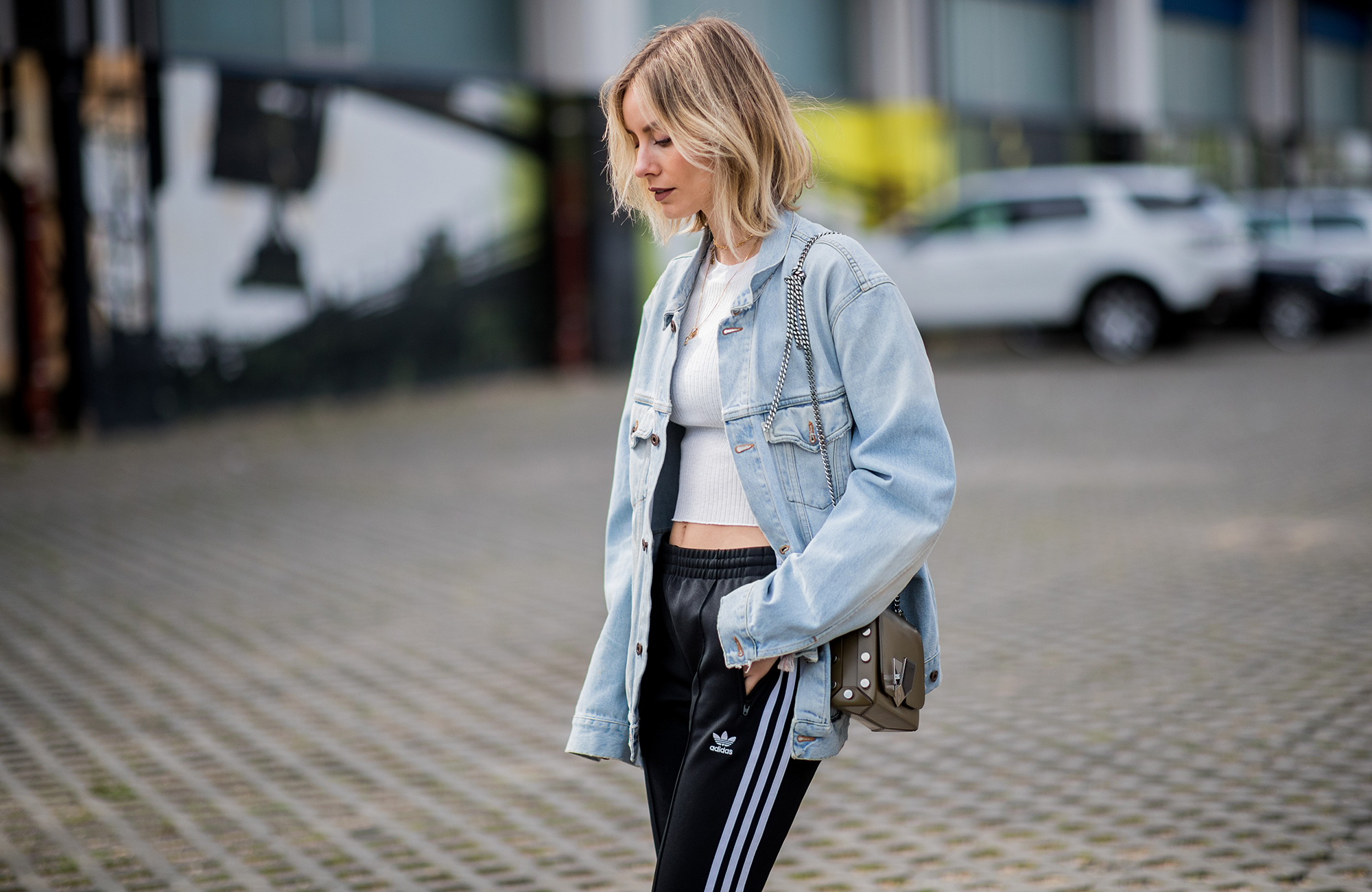 How to Wear Sweatshirts, Leggings and Track Pants Now
