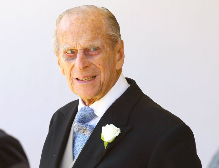 Prince Philip Surrenders His Driver's License After Car Accident