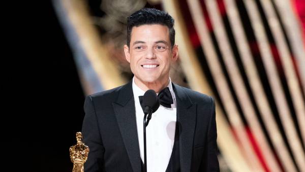 Rami Malek Tumbles Off Stage Best Actor Win Oscars 2019