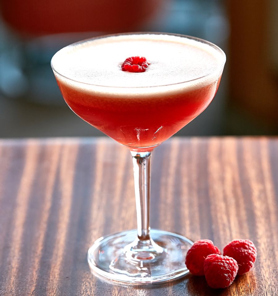 Raspberry-and-Passion-Fruit-Martini