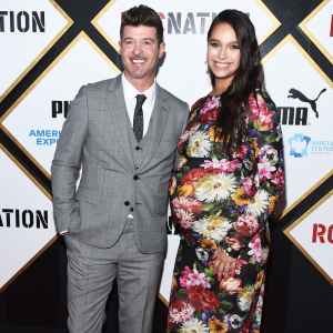 Robin Thicke Spoiling Fiancee April Love Geary Before Baby No. 2 Birth