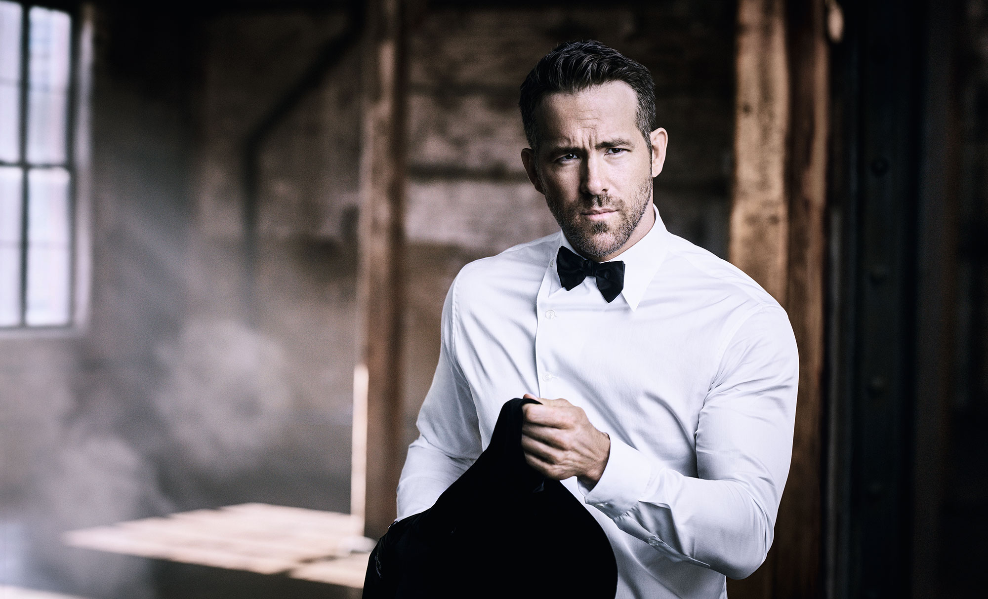 Ryan Reynolds on Product Sharing With Blake Lively, Armani Campaign
