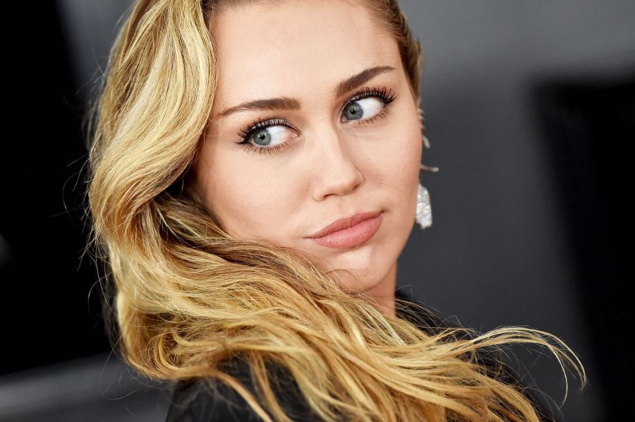Miley Cyrus Sexy Hair and Makeup Looks to Try This Valentine¹s Day