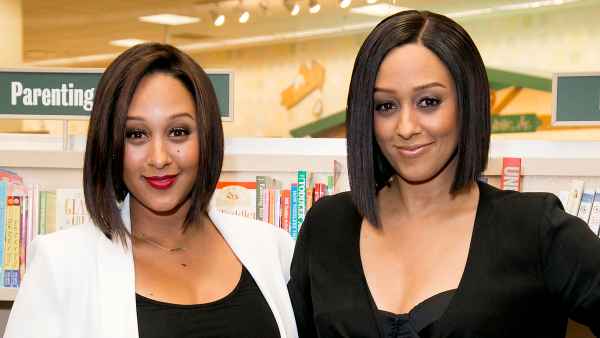 Tia-and-Tamera-Mowry-drinks-breast-milk