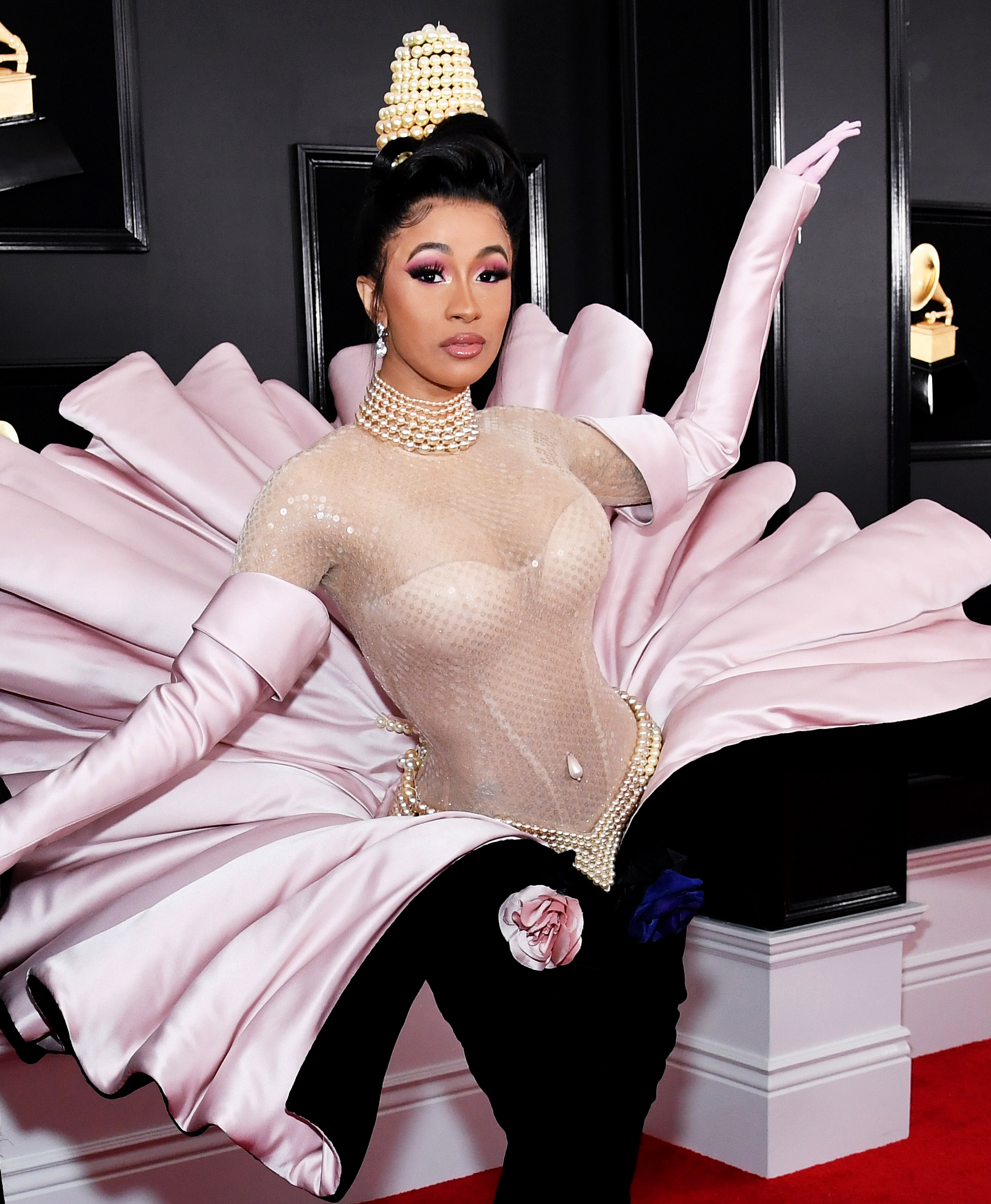 Wildest Celeb Looks on the 2019 Grammys Red Carpet