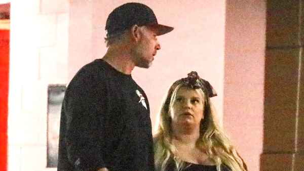 Jessica Simpson Shows Off Her Baby Bump in Weeks Before Delivery Eric Johnson