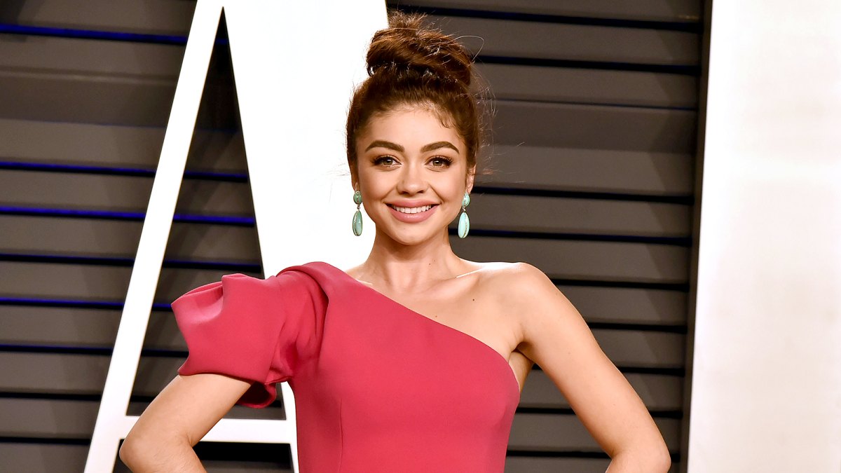 sarah-hyland-spanx