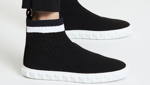 stuart weitzman booties