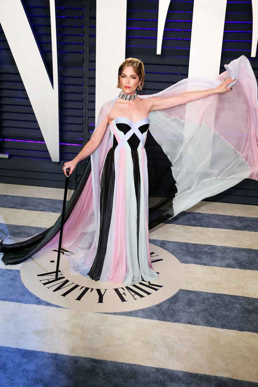 Selma Blair vanity fair oscars party 2019