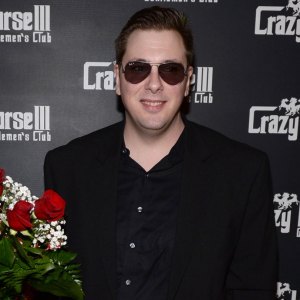 90 Day Fiance's Colt Johnson Gets a Lap Dance, Parties With Strippers as He Celebrates Divorce From Larissa-