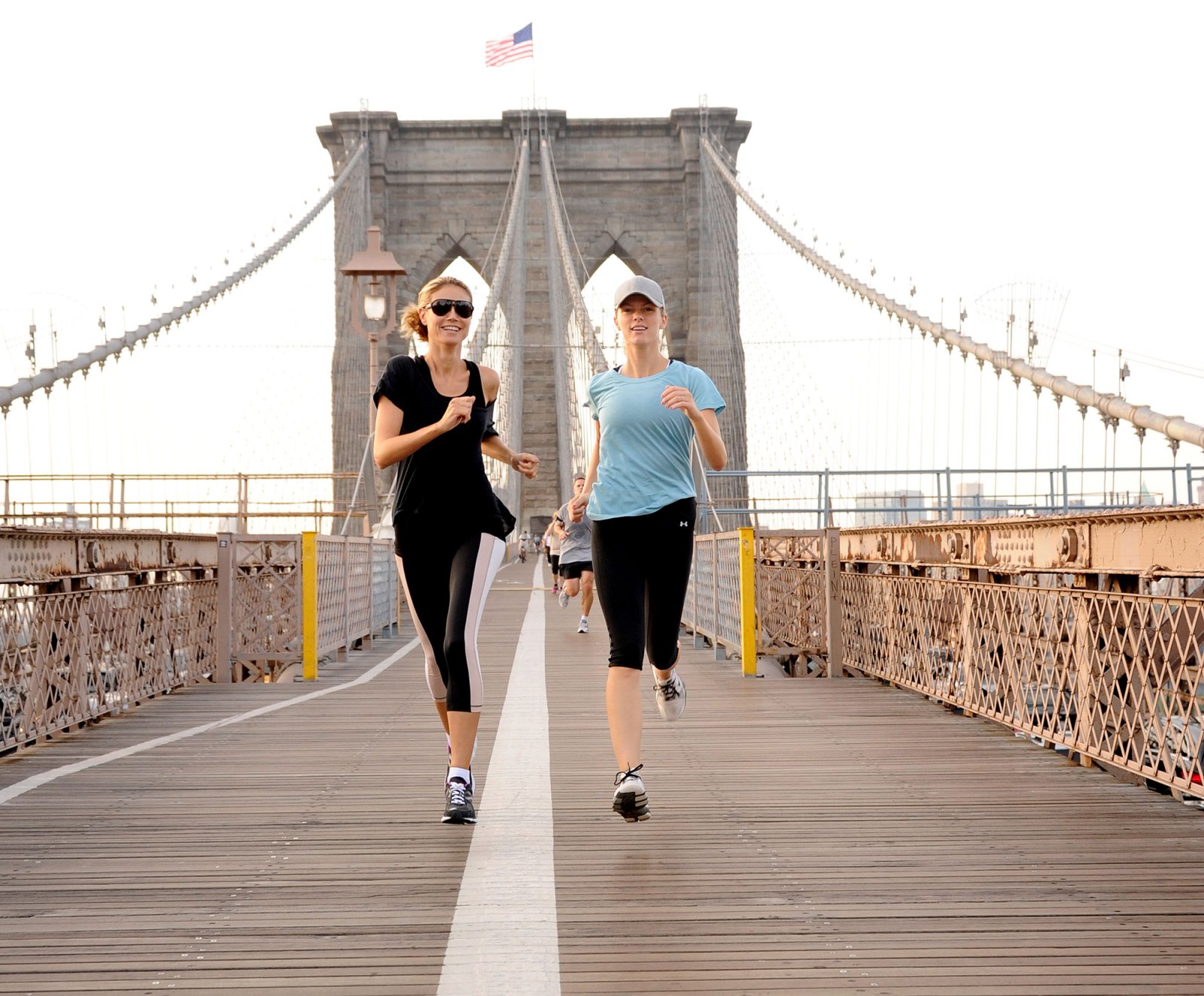 Brooklyn Decker Heidi Klum Celebrity Joggers