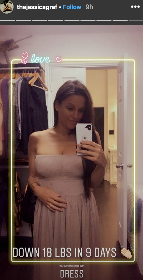 Jessica-Graf-Shows-Off-Her-Post-Baby-Body-1-Week-After-Giving-Birth