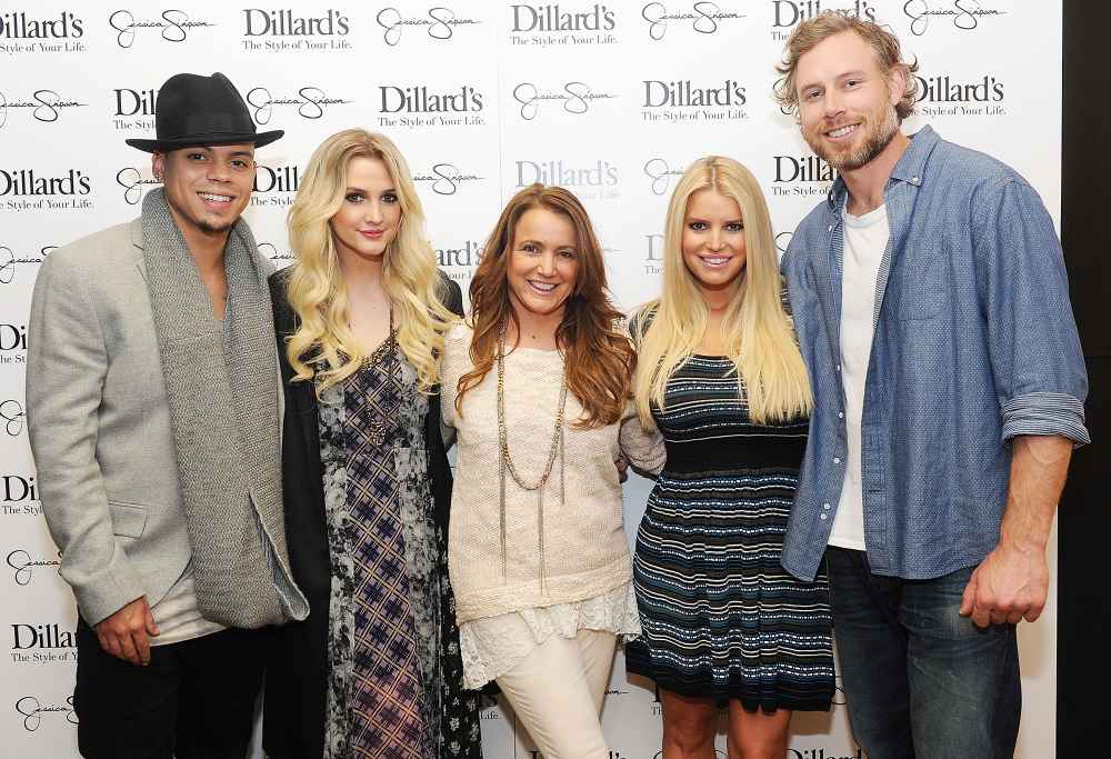 Jessica Simpson Family Reacts Birdie Birth