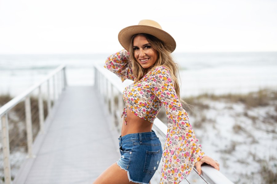 Down 25 Lbs on South Beach, Jessie James Decker Shows Off Her Most Toned Body Yet