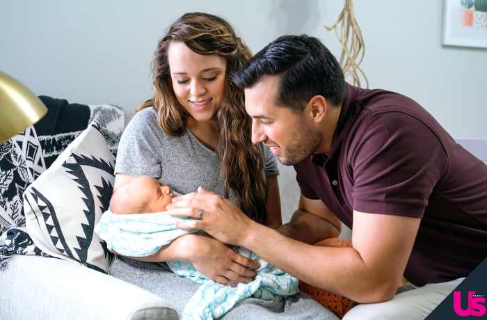 Jinger Duggar and Jeremy Vuolo’s 8-Month-Old Daughter Shows Off Her Crawling Skills in Adorable New Video