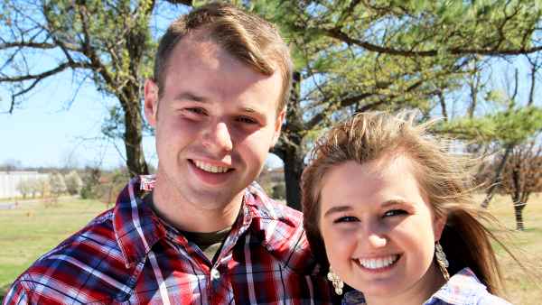 Counting On's Joe and Kendra Duggar Make Instagram Debut With Rare Pic of 8-Month-Old Son Garrett