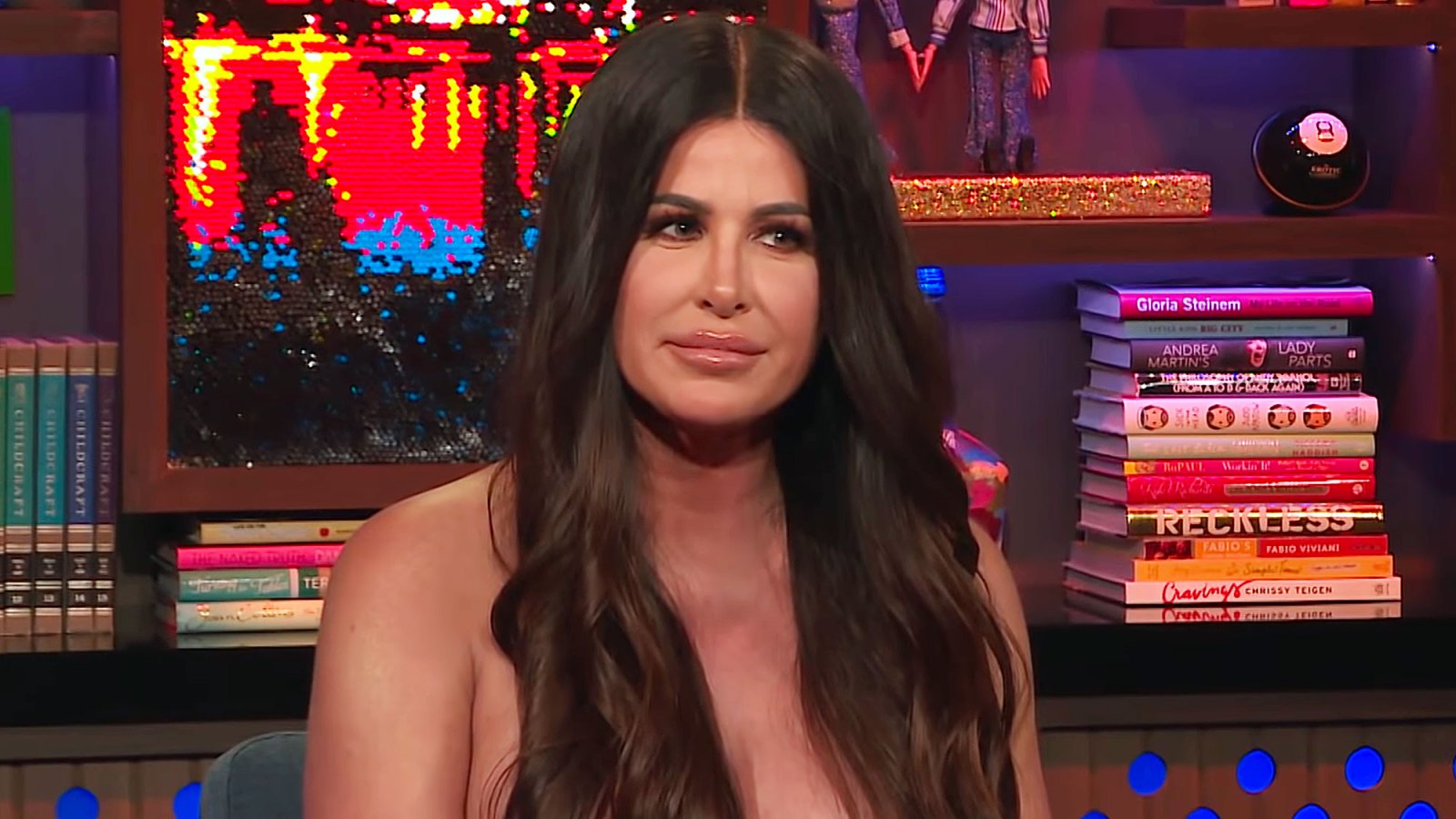 Kim Zolciak Claps Back Watch What Happens Live Parenting Police