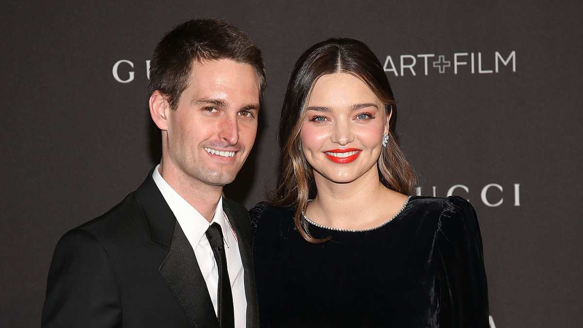 Miranda Kerr expecting second child