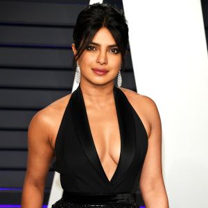 Priyanka Chopra's Makeup Artist Gives Us Her Spring Smokey Eye Tips