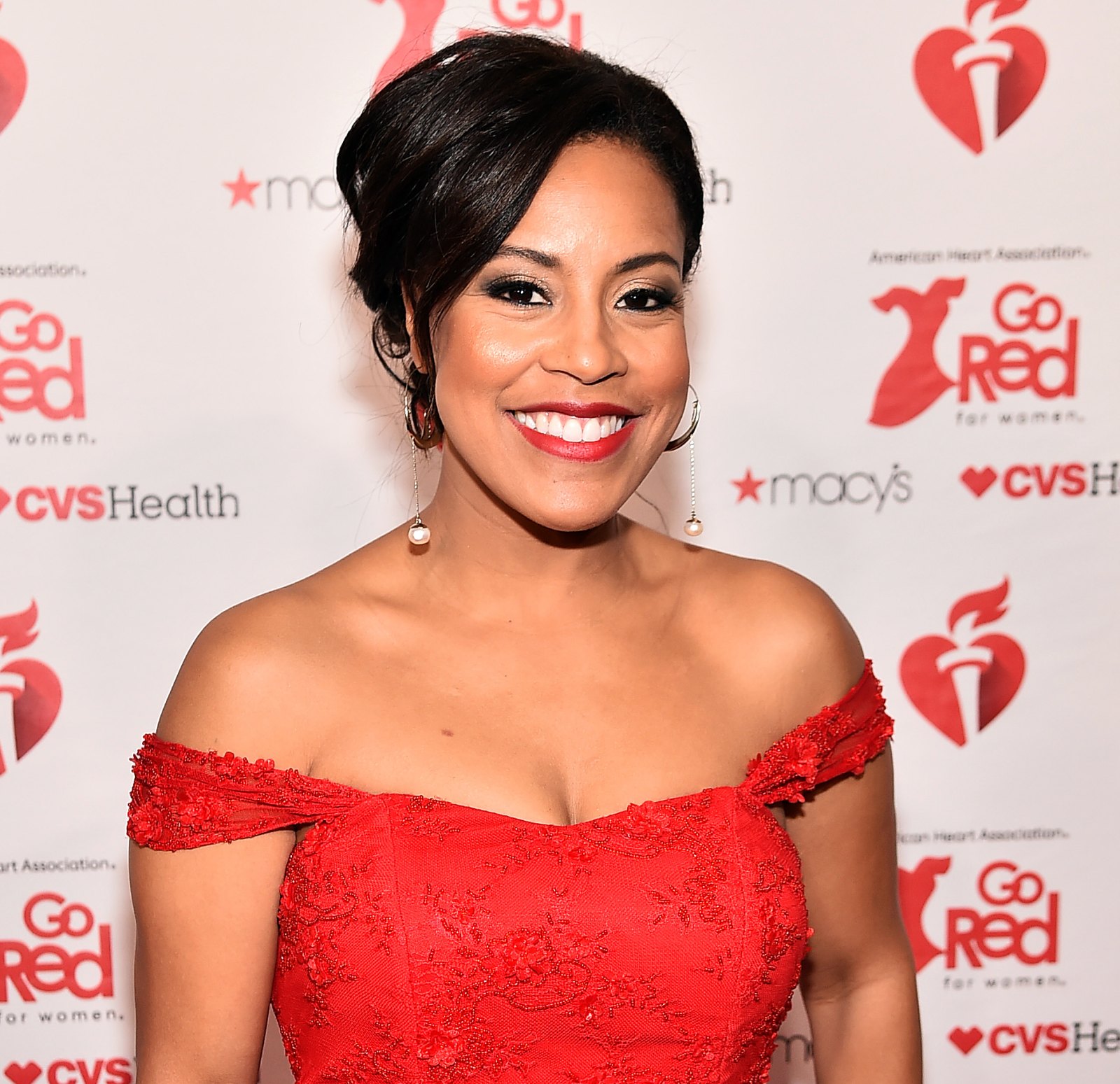 Sheinelle Jones What s In My Bag Us Weekly