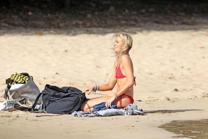 She’s Back! Stephanie Pratt Shows Killer Abs on Beach in a Red Triangle Bikini