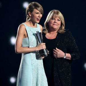 Taylor Swift Reveals Her Mom Andrea Is Battling Cancer Again: It's ‘a Real Problem'