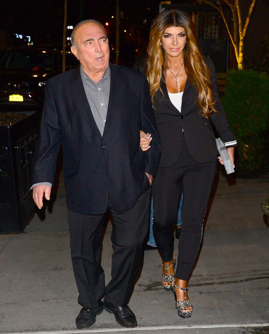 Teresa-Giudice-Steps-Out-After-Joe-Giudice-Is-Taken-to-ICE-Custody