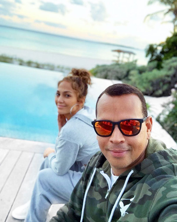 Alex Rodriguez Shares Photos From ‘Paradise’ Vacation After Proposing to Jennifer Lopez