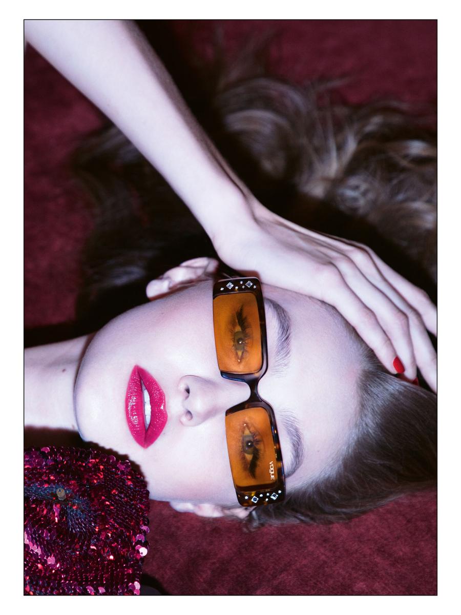 The New Gigi Hadid x Vogue Eyewear Collection Is Here
