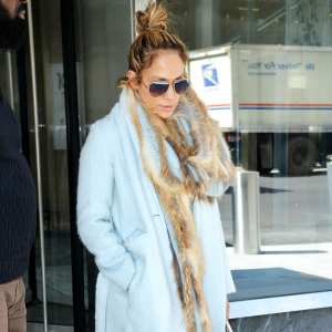 J. Lo Wore Over $100K In Clothes To Take Her Daughter Discount Shopping