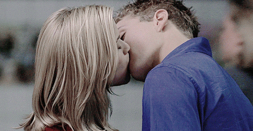 Reese Ryan kiss