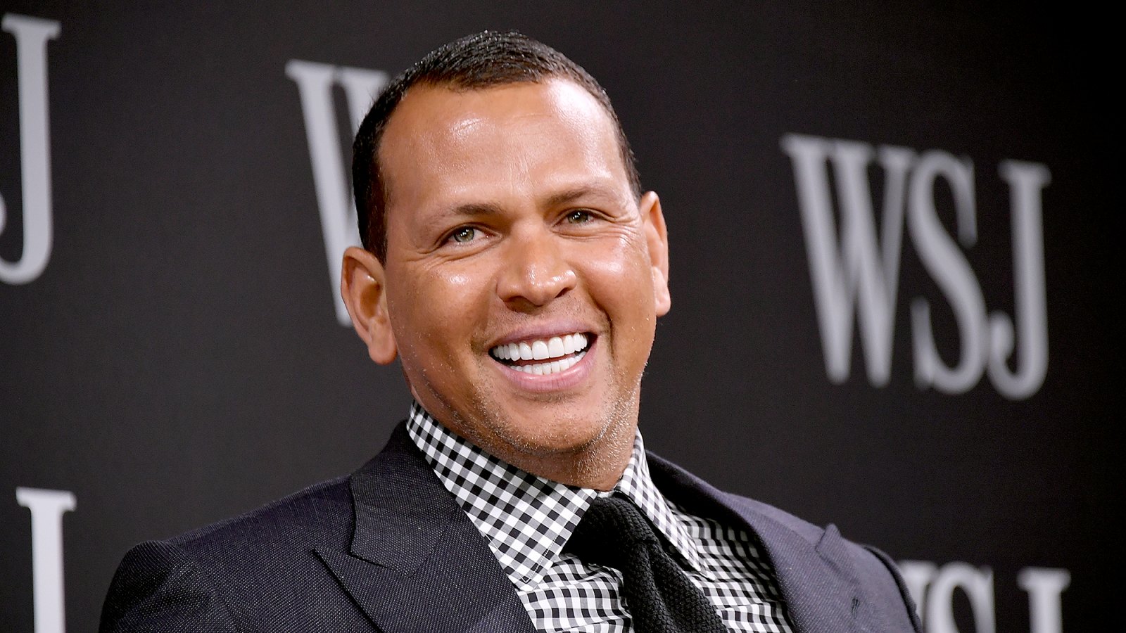 Alex-Rodriguez-Photo-of-Him-Kissing-Himself-in-the-Mirror