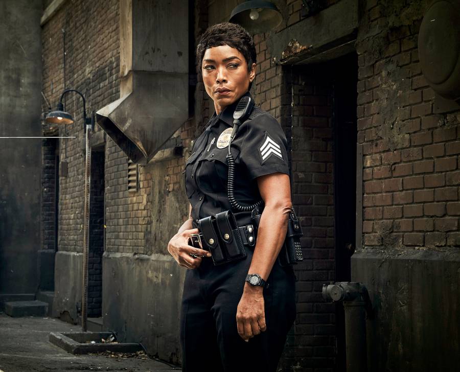 Angela-Bassett-9-1-1