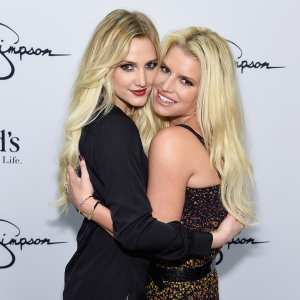 Ashlee Simpson Gushes About Jessica Simpson's 2-Week-Old Daughter Birdie: ‘She’s the Cutest’